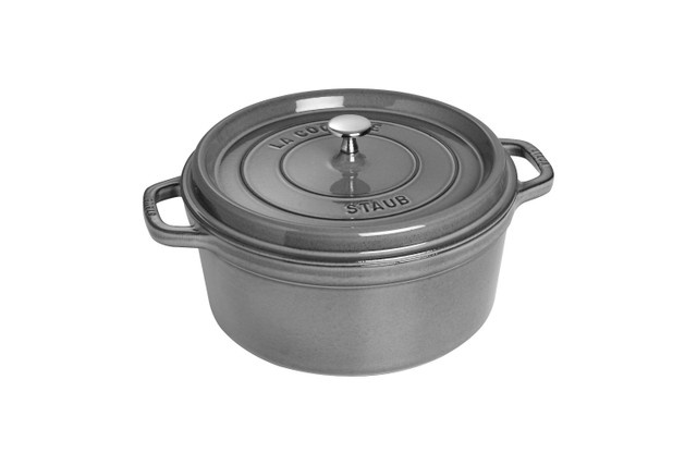Cerise 15.5 Qt. Oval Dutch Oven with Stainless Steel Knob