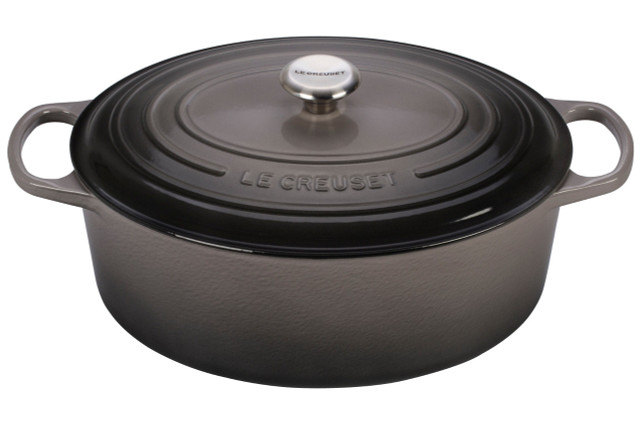 Le Creuset Cast-Iron 2-qt Saucepan withPhenolic Handle ,Oyster