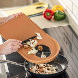 Medium Chopping Board by Vigar
