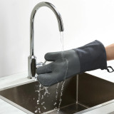 Pinch Oven Gloves Pair by Joseph Joseph