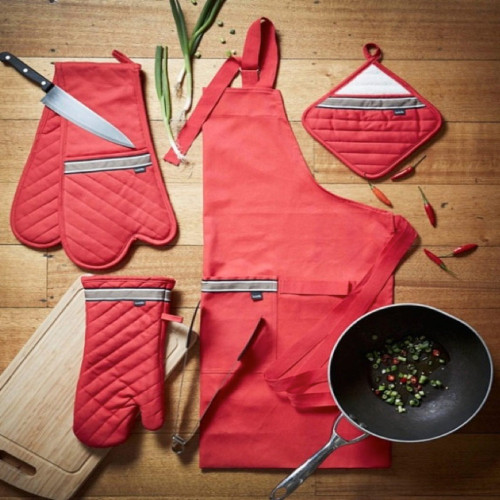 Aprons and Oven Gloves