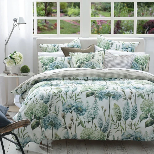 Piccadilly Reversable Duvet Cover Set by MM Linen