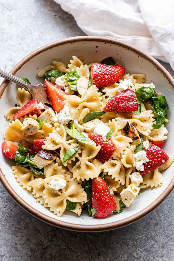 strawberry-chicken-spinach-