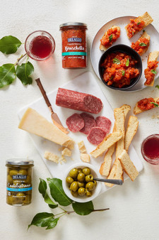 Snack Gift Basket - Appetizer Favorites