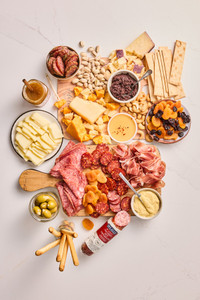 overview of Ultimate Cheese Board Gift