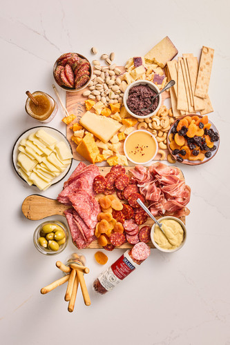 overview of Ultimate Cheese Board Gift