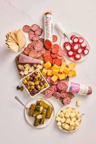 Cocktail Favorites Meat & Cheese Gift Collection