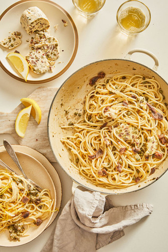 15 Quick Pasta Recipes You Can Make In Under 30 Minutes