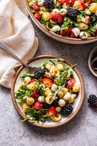 Berry Pesto Pasta Salad