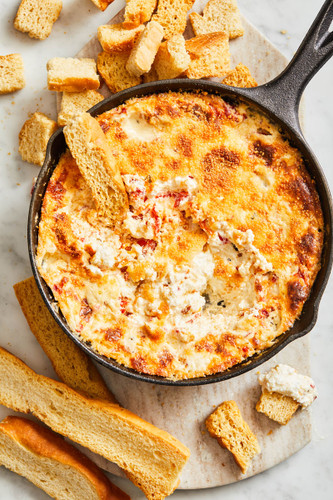 Cheesy Roasted Pepper Bruschetta Dip