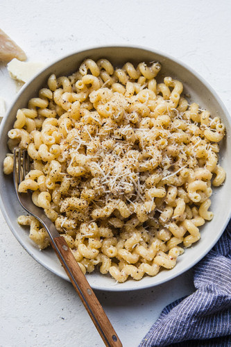 Creamy Cacio e Pepe with Cavatappi Pasta