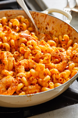 The Best Creamy Shrimp Pesto Pasta