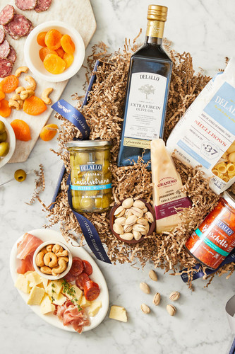 10 Impressive Corporate Gifts For Clients That Will Keep Your Team Top Of Mind