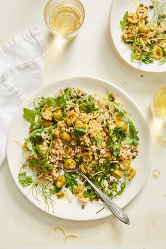 Farro with Olives, Herbs and Lemon Sauce Farro with Olives, Herbs and Lemon Sauce