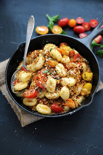 Gnocchi with Cherry Tomatoes and Garlicky Panko Breadcrumbs Gnocchi with Cherry Tomatoes and Garlicky Panko Breadcrumbs