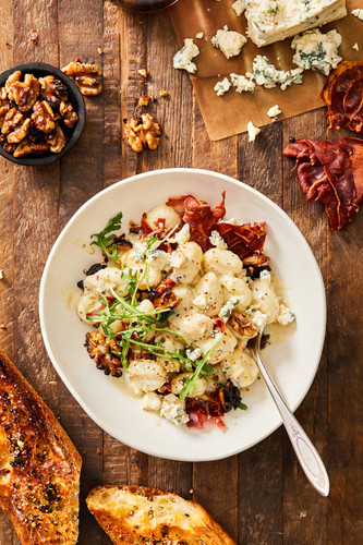 Gnocchi with Gorgonzola Fig Sauce and Crispy Prosciutto Gnocchi with Gorgonzola Fig Sauce and Crispy Prosciutto