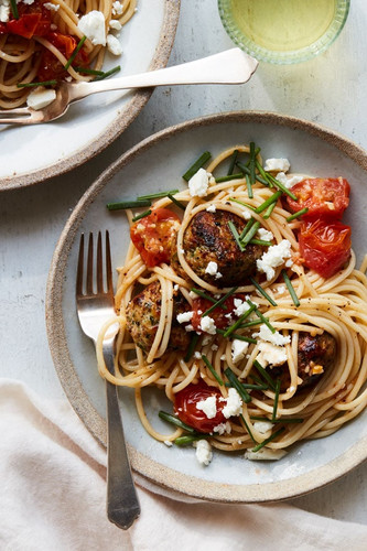 Greek Meatball Pasta
