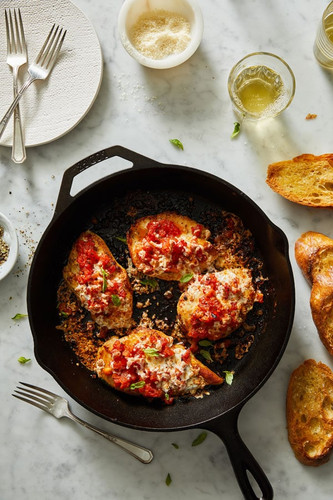 Easy (8-Ingredient) Bruschetta Chicken Easy (8-Ingredient) Bruschetta Chicken