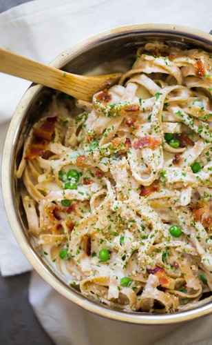Lightened Up Whole Wheat Fettuccine Alfredo Lightened Up Whole Wheat Fettuccine Alfredo