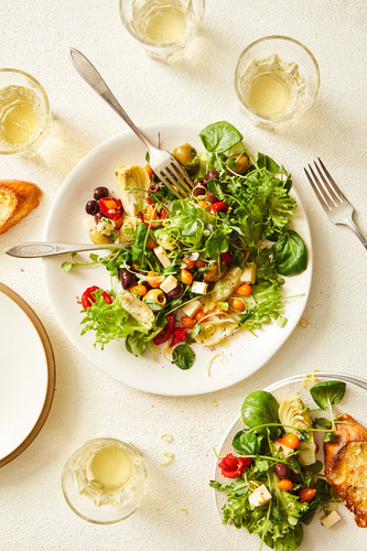 Loaded Mediterranean Mixed Greens Salad with Golden Balsamic Vinaigrette Loaded Mediterranean Mixed Greens Salad with Golden Balsamic Vinaigrette