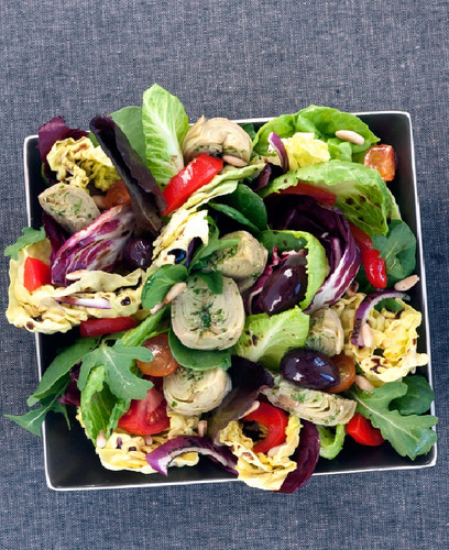 Olive & Artichoke Tossed Salad With Toasted Pine Nuts Olive & Artichoke Tossed Salad With Toasted Pine Nuts