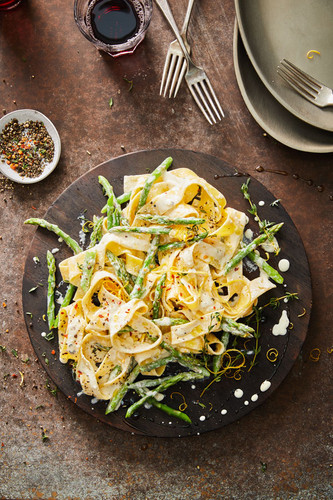 Pappardelle Pasta with Goat Cheese, Lemon and Asparagus Pappardelle Pasta with Goat Cheese, Lemon and Asparagus