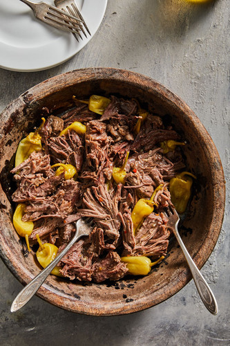 Easy Pepperoncini Roast (The Best Mississippi Pot Roast) Easy Pepperoncini Roast (The Best Mississippi Pot Roast)