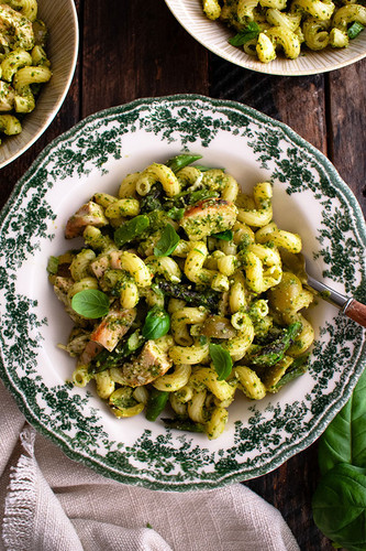 Chicken Pesto Pasta Salad