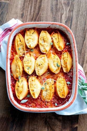 Pumpkin & Ricotta Stuffed Shells with Tomato-Basil Sauce Pumpkin & Ricotta Stuffed Shells with Tomato-Basil Sauce