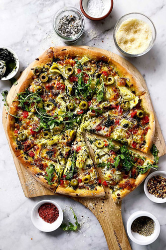 Quick and Easy Mediterranean Pizza Quick and Easy Mediterranean Pizza