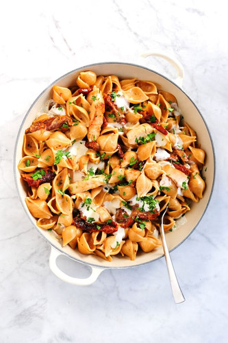 Easy Weeknight Pasta Dinners You And Your Family Will Really Enjoy
