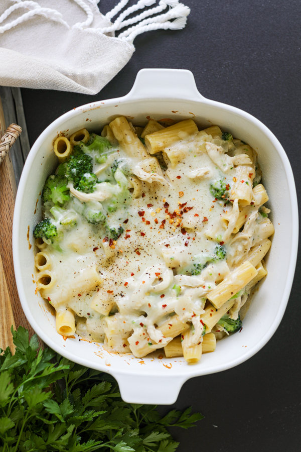 Chicken Broccoli Pasta - DeLallo
