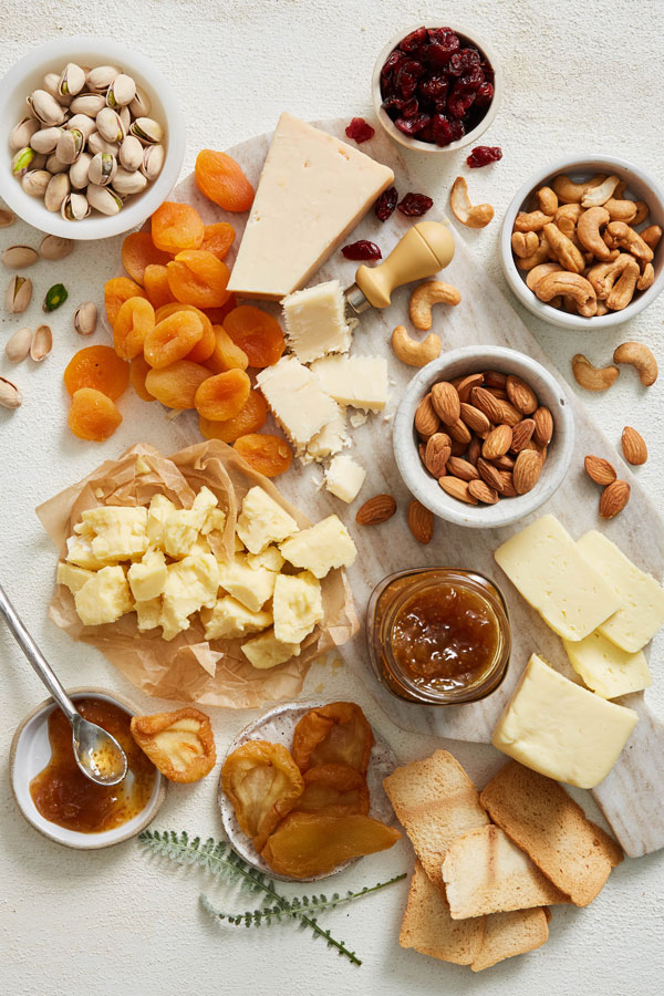 Cheese and Nut Gift Basket | DeLallo