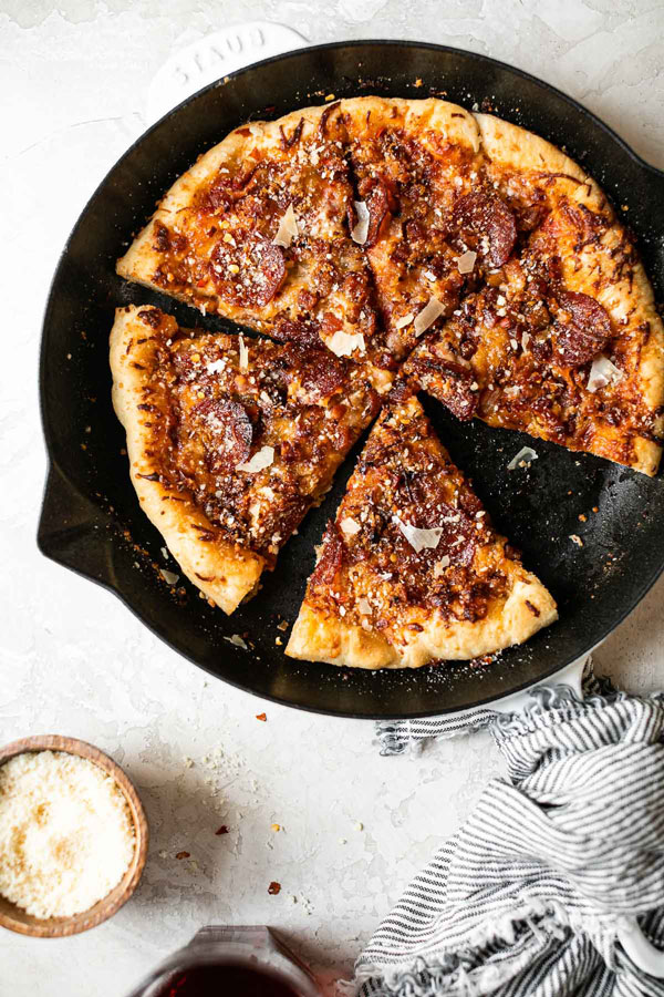 Homemade Cast-iron Skillet Pizza