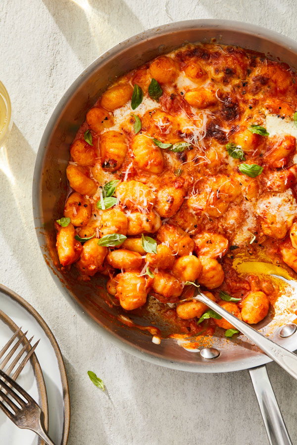 Spicy Vodka Sauce - DeLallo