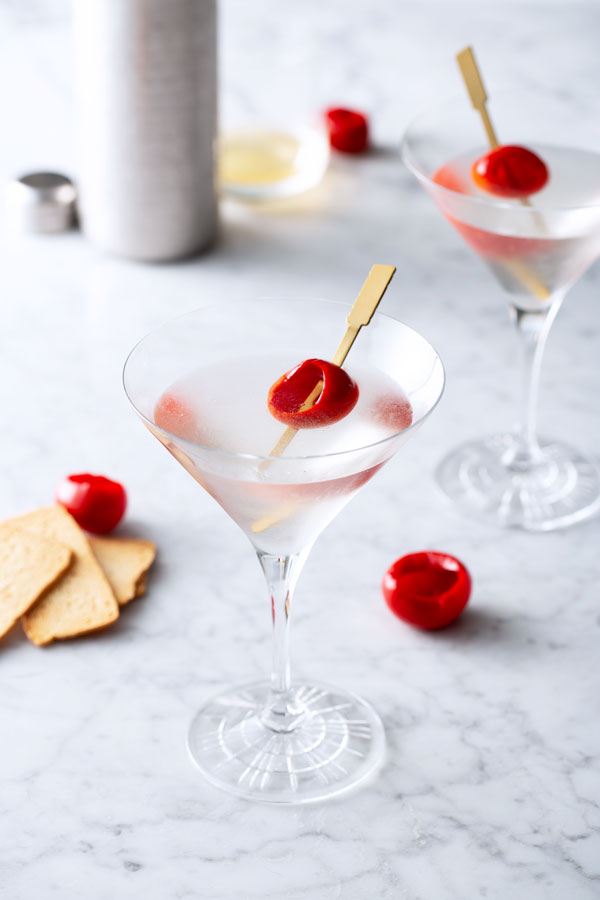 Icy Belvedere Intense Martini with blue cheese stuffed olives. : r/vodka