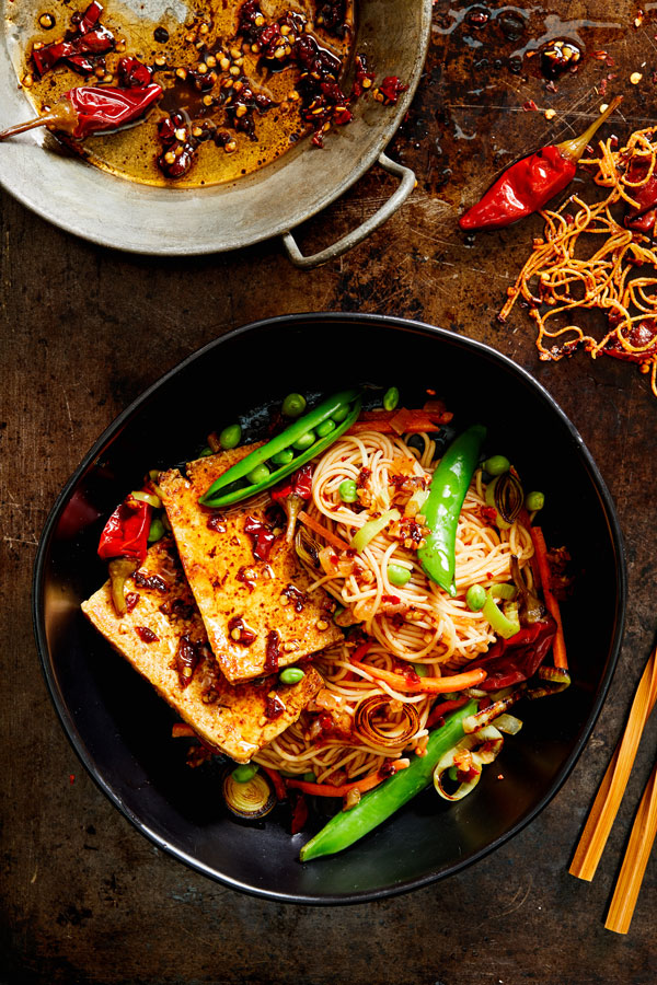 Spicy Italian-Style Ramen with Tofu - DeLallo