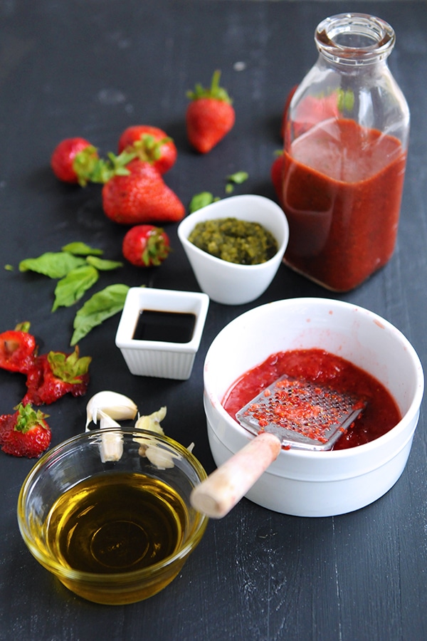 Strawberry Pesto Dressing image