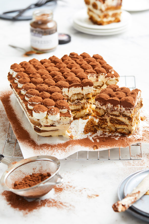 How to make Tiramisu Cake (recipe with video) - Rice 'n Flour