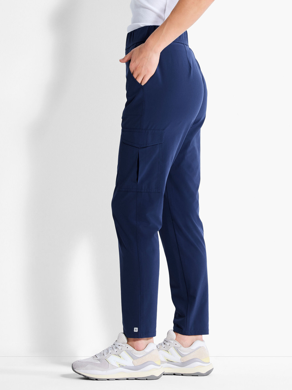 Tech Stretch Ruched Jogger