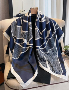 Scarvii-Graphic Rose Pattern Square Scarf: Blue