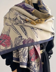 Scarvii - Reversible Floral Print Scarf & Shawl: Pink