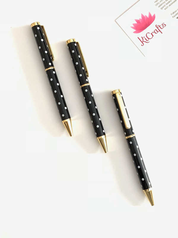 Black and White Polka Dot Writing Pens