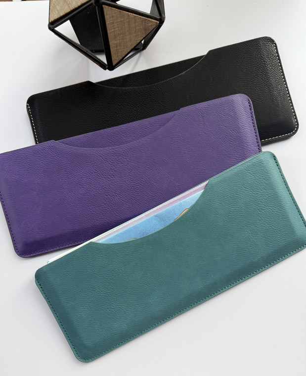 Personalizable Long Tract Holder