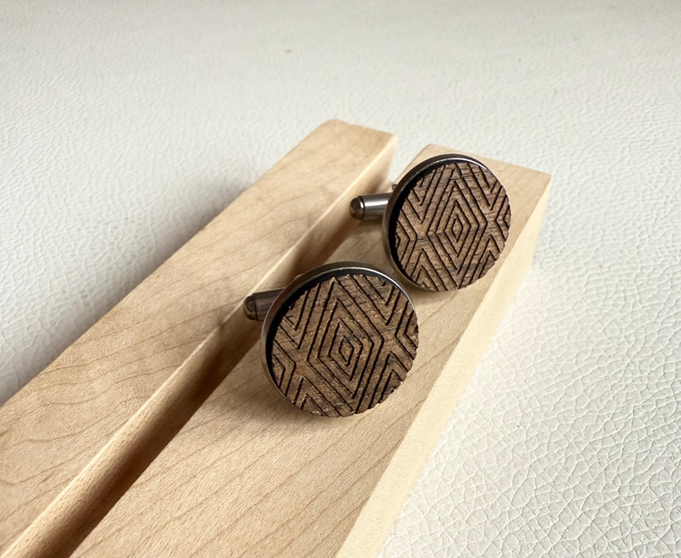 Geometric Diamond Pattern Engraved Cufflinks
