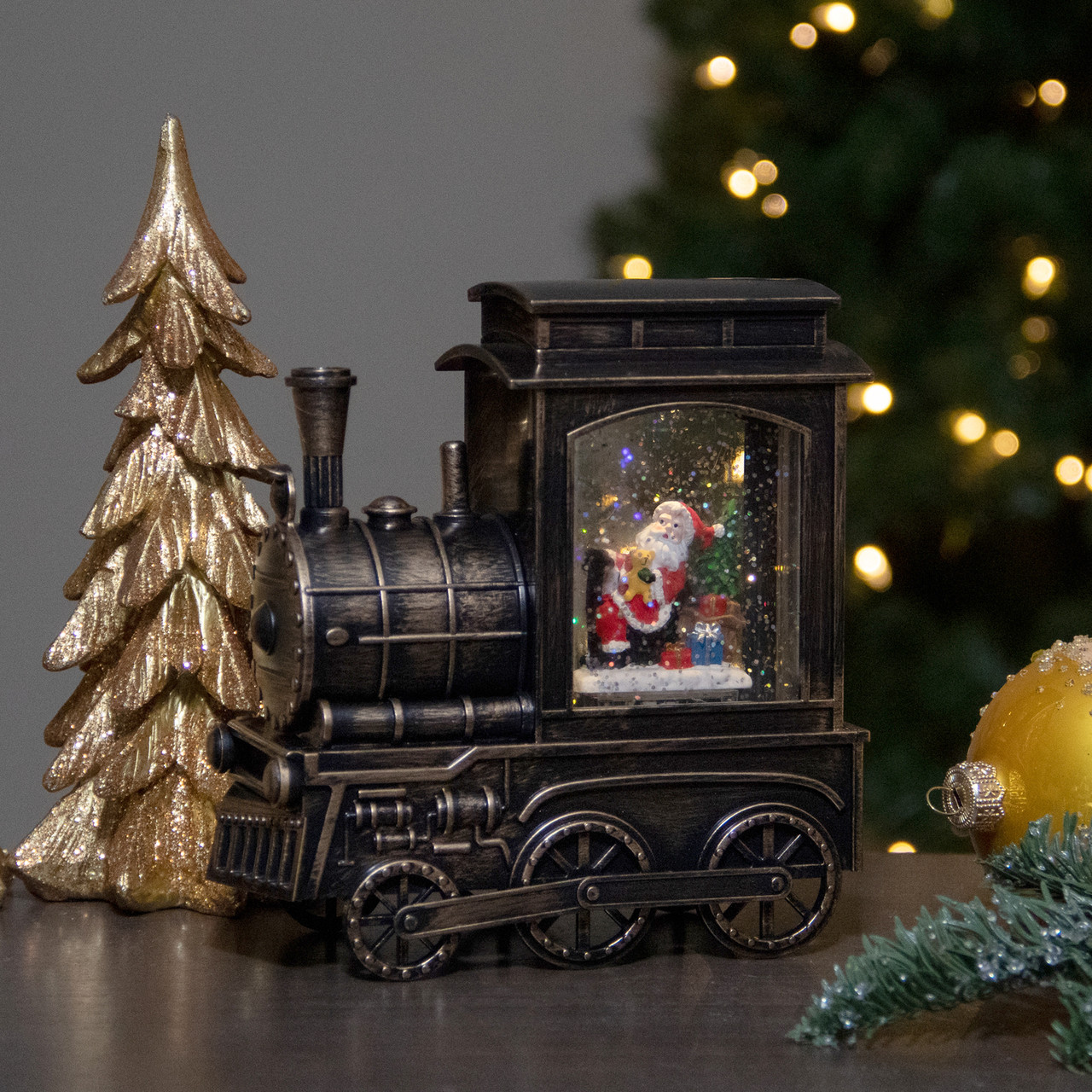 Train Christmas Musical Globe Musical Christmas Snow Globes With Santa
