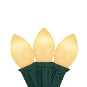 25-Count Clear C7 Mini Christmas Light Set, 24ft Green Wire