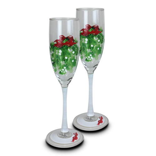 8.7” Mistletoe Love Champagne Set of 2