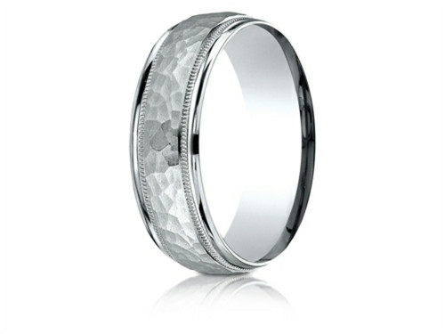 Finejewelers 18k Gold 7mm Comfort-fit Hammered Center High Polish Round Edge Carved Design Band - CF15730918KD105