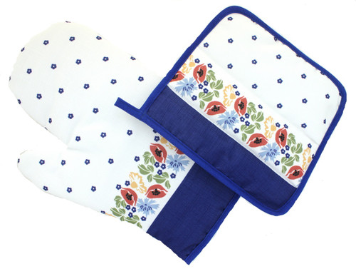Blue Rose Polish Pottery Polish Floral Pot Holder & Oven Mitt Set